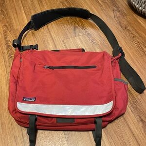 Patagonia Red Messenger Computer Bag